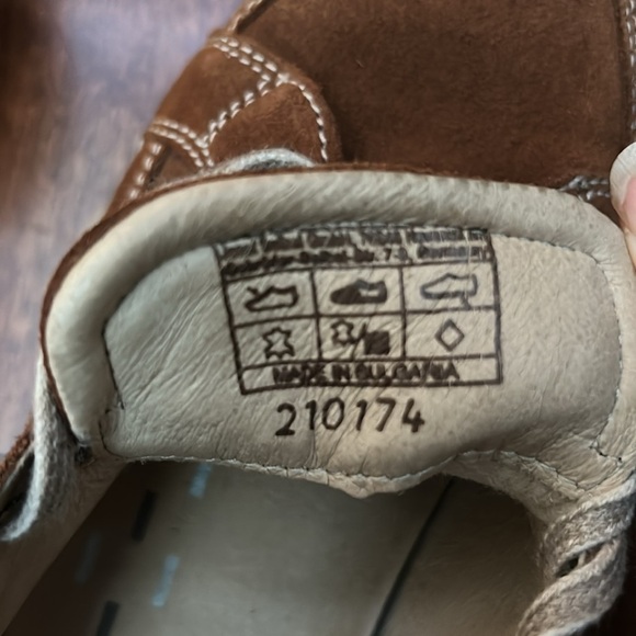 Josef Seibel Cognac Brown Suede Sneakers, Classic Lace-Up Design, Size 8 - Picture 14 of 16